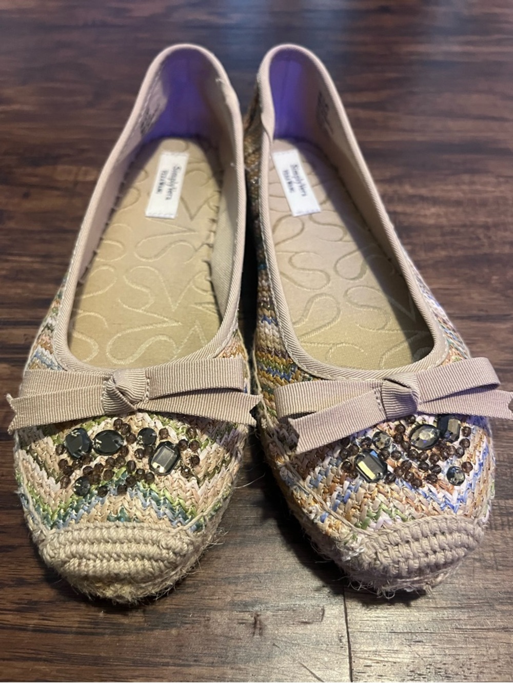Simply Vera Vera Wang Beaded Multi-Colored Shoes Size 6
